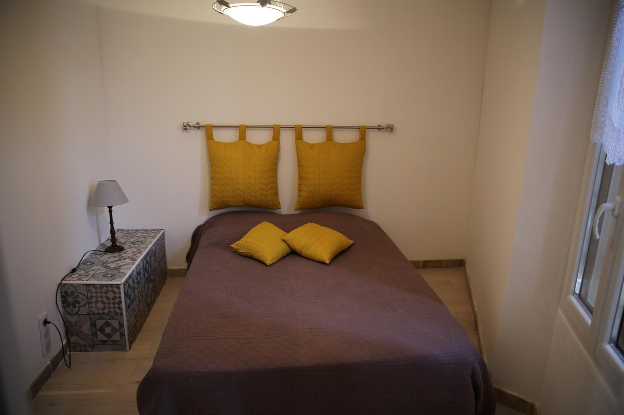 سيلانس-لا كاسكاد Les Pins Restaurant Et Chambre D'Hotes المظهر الخارجي الصورة